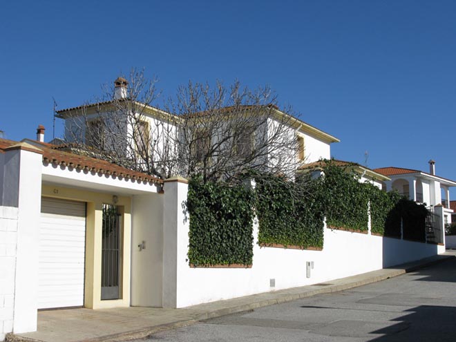 Exterior la C/Vicente Cervantes del chalet sito en C/ Vicente Cervantes n&ordm;1 de Zafra - PROHERGON