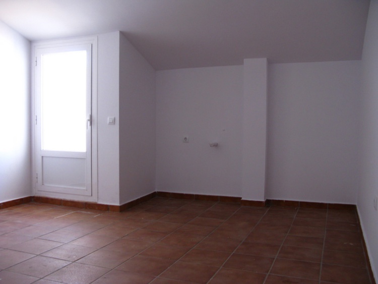 Trastero terraza del piso 1&ordm;B sito en Ctra. Vieja de la Puebla n&ordm;34 - PROHERGON