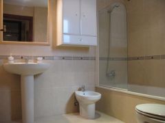 Cuarto del Ba&ntilde;o del Piso - PROHERGON
